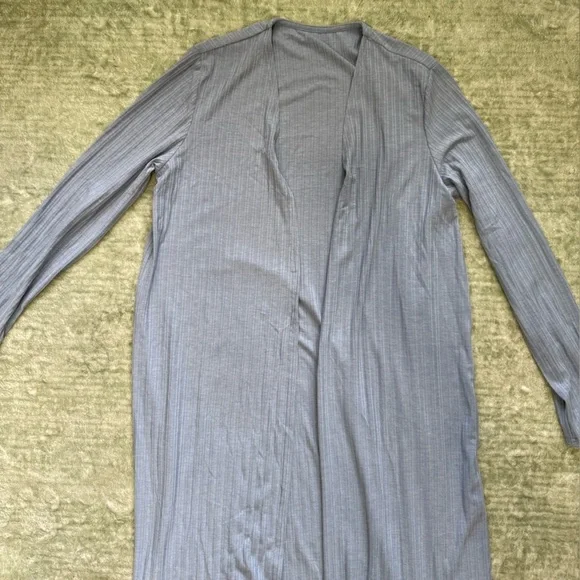 Elegant Gray Women's Long Sleeve Cardigan - Picture 6 of 10